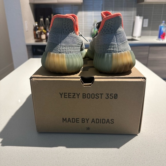 Yeezy Boost 350 - Picture 5 of 5